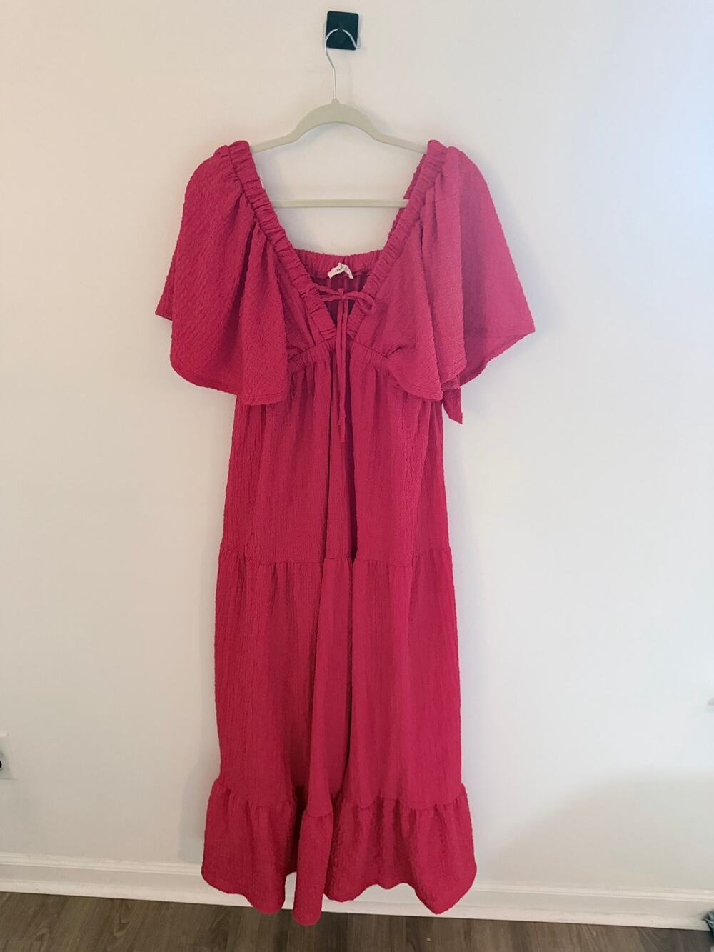 Rhea & Thea Red Woven Textured Flutter Sleeve V-Neck Tiered Maxi Dress-Size M